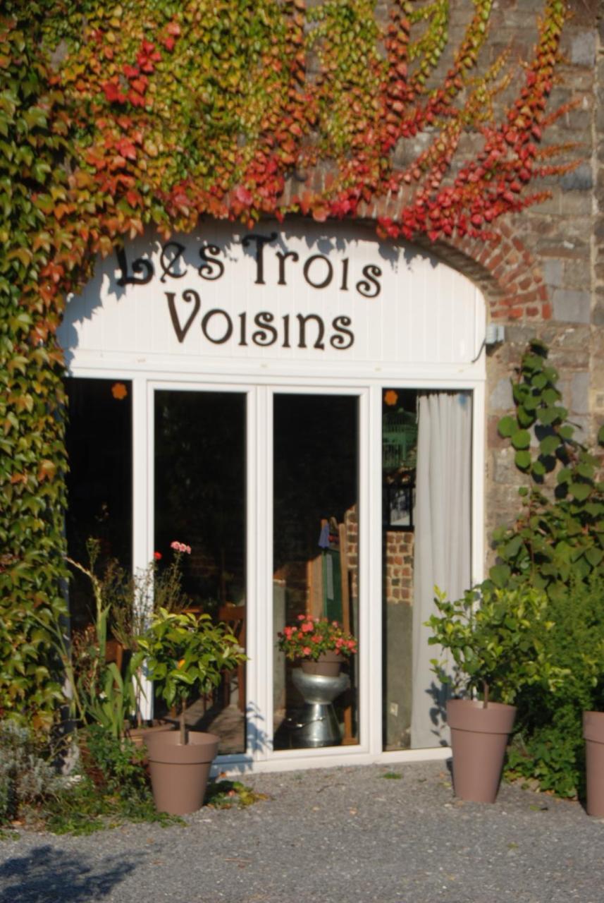 B&B Les Trois Voisins Bourseigne-Vieille Exterior photo