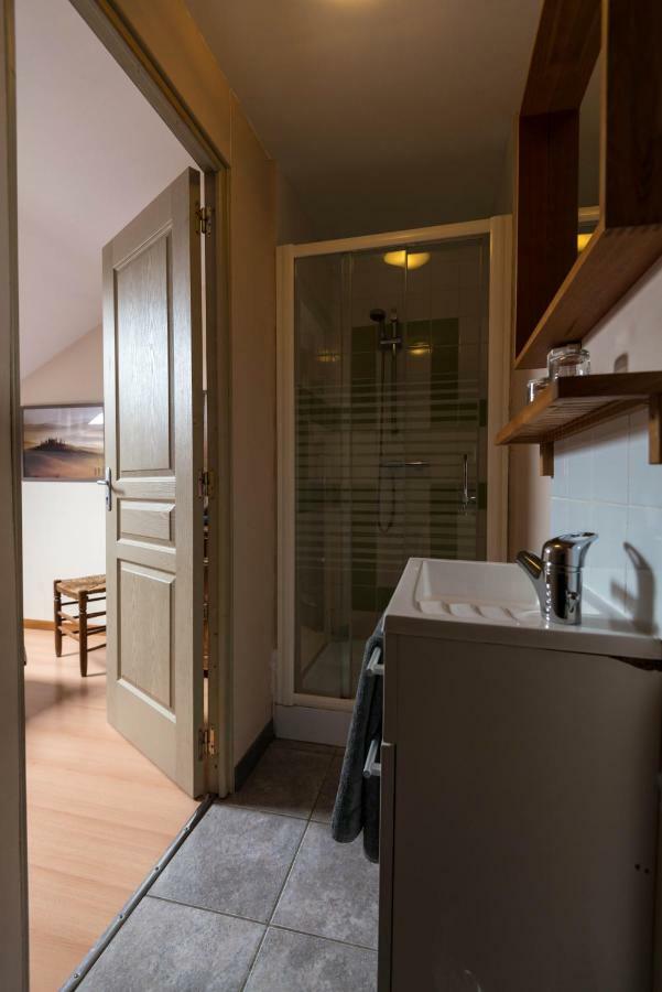 B&B Les Trois Voisins Bourseigne-Vieille Exterior photo